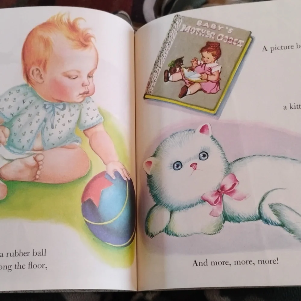 Adorable Vintage Little Golden Book Baby's Christmas Collectible